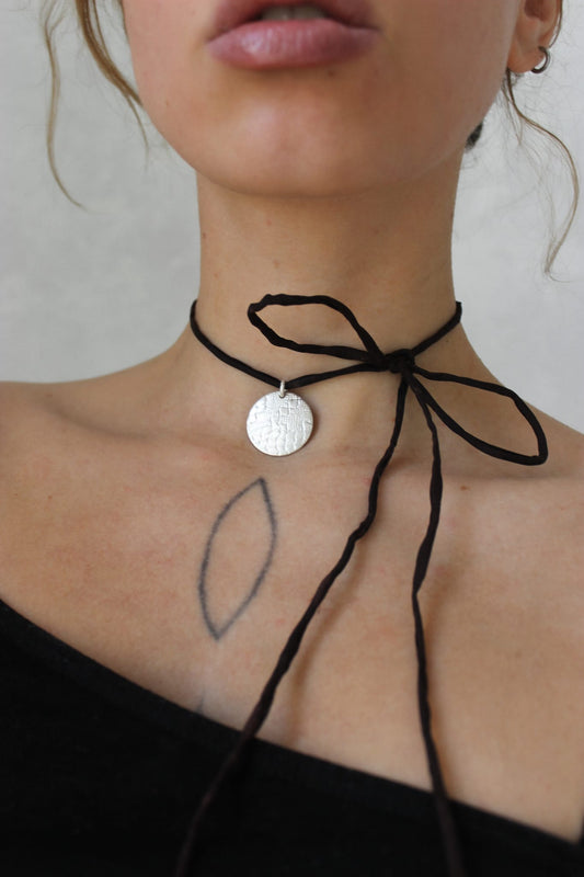 LACE PENDANT WITH SILK RIBBON